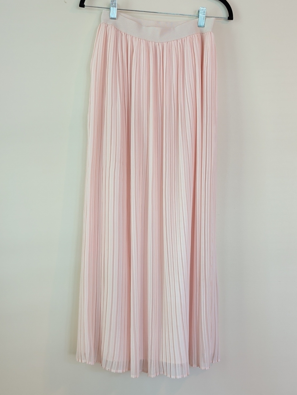 LC Lauren Conrad Blush Pleated Maxi Skirt